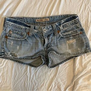 Low Rise distressed Big Star shorts